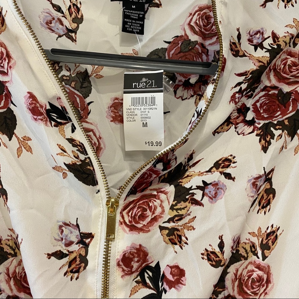 Rue 21 Floral Dress SZ Med. NWT